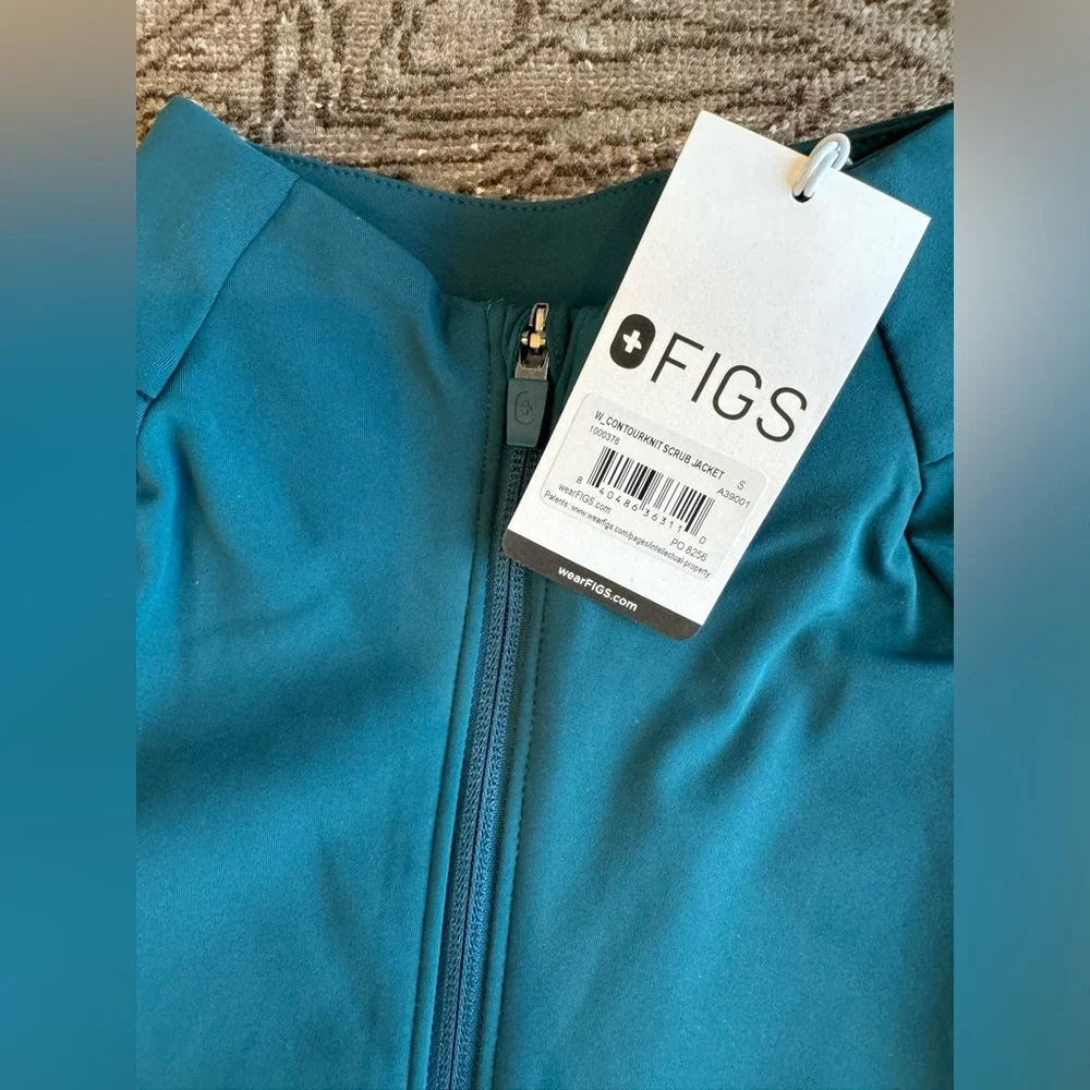 NWT 3-Pc Gorgeous Caribbean Blue FIGS set - Picture 8 of 11